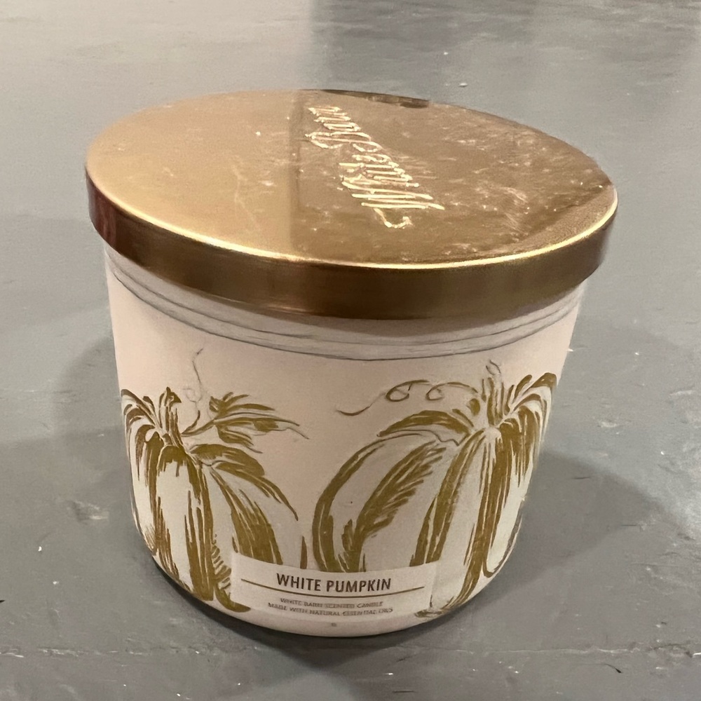 Bath and Body Works 3 Wick Candle